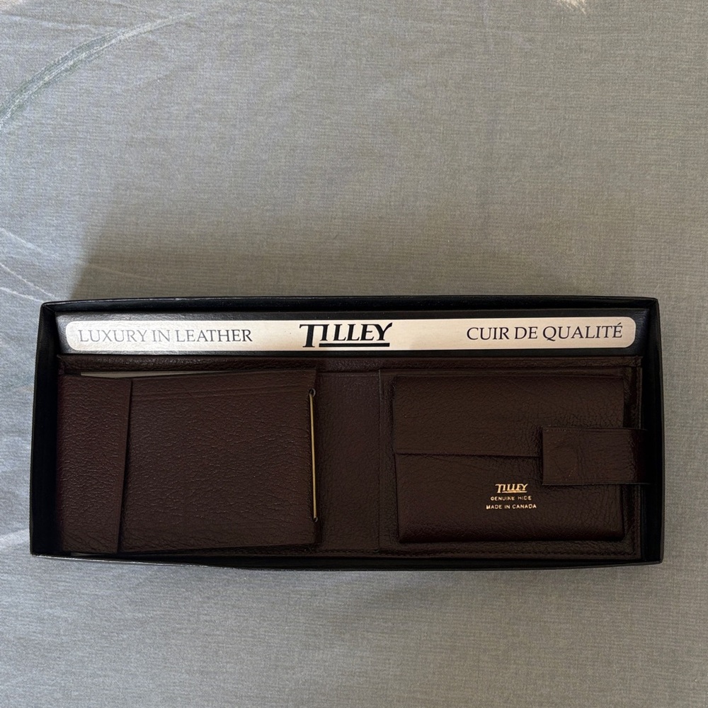 Tilley Mens Leather Wallet in Dark Brown